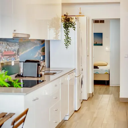 Sevenhouses - Cosyhome - Downtown @homesbyfc Apartment